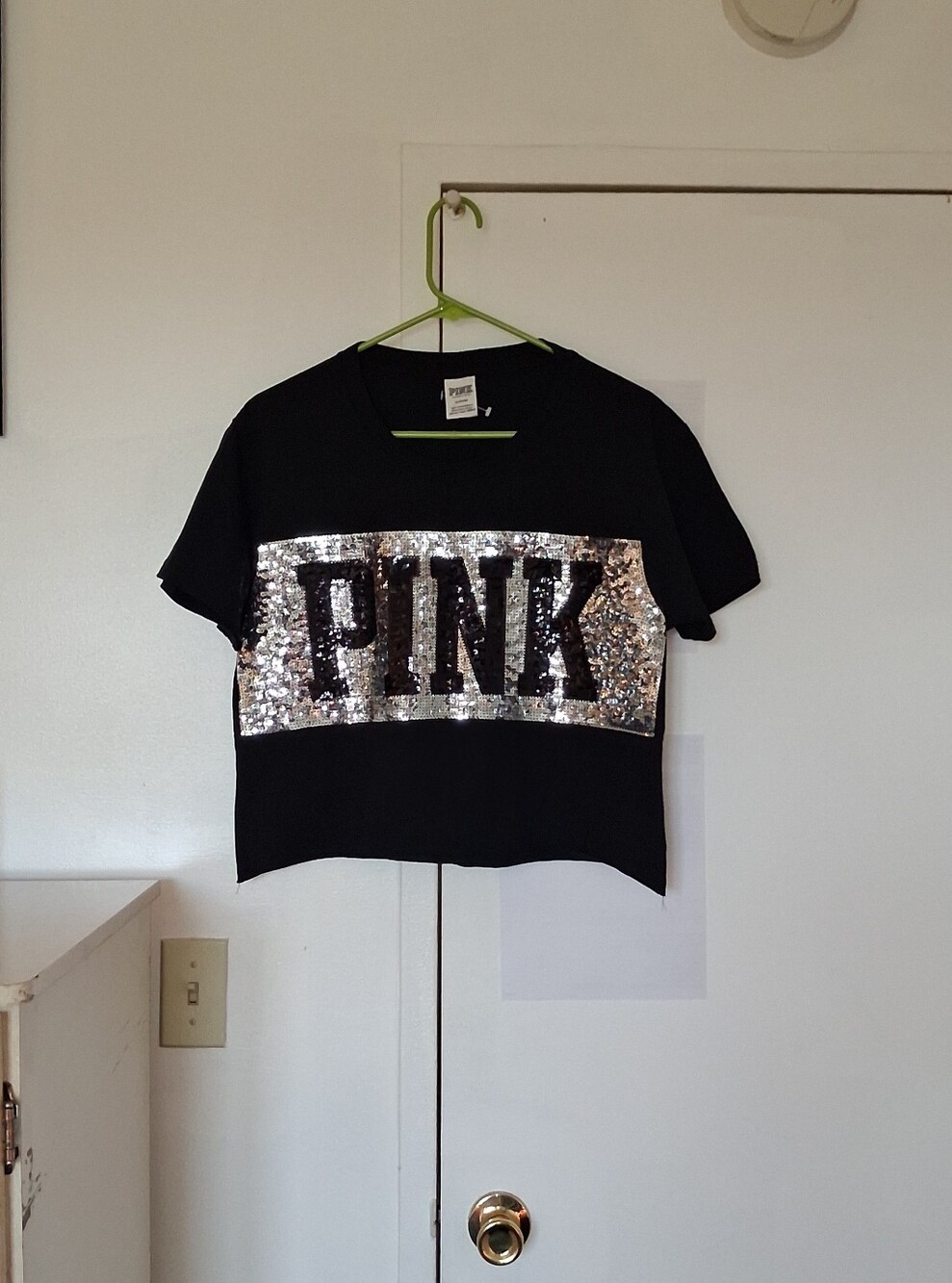 PINK (VS) Black Crop Tee with Silver Sequin SzM